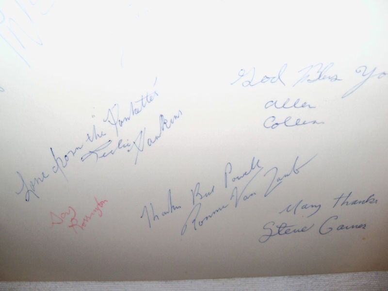 Lynyrd Skynyrd Ronnie Van Zant signed Autograph  